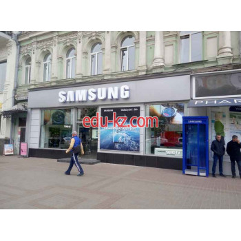 Фирменный магазин Samsung